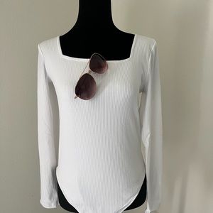 Women’s Old Navy square neck long sleeve bodysuit. NWT!